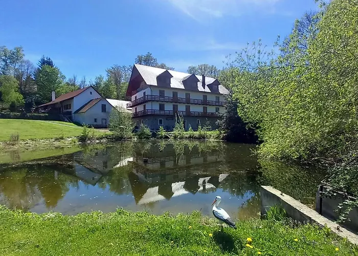 Pensjonat Ztraceny Mlyn Slapy (Prague-West)