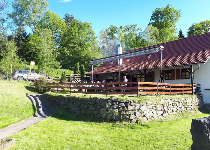 Ztraceny Mlyn Гостевой дом Слапы